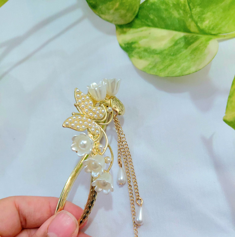 گیره چفتی طرح پروانه آویزدار